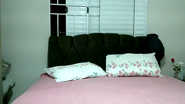 CleoHot25 online show from 12.14.25