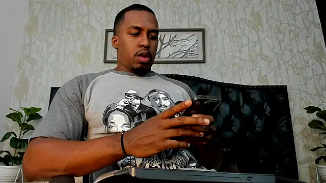 DenzelRios online show from 06.12.26