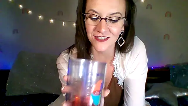 easy briezy online show from 02.11.26