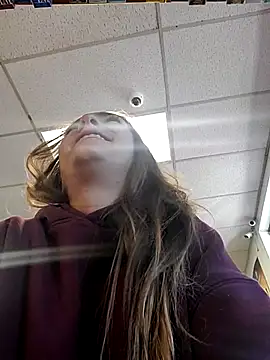 Cassaroll333 online show from 10.20.25