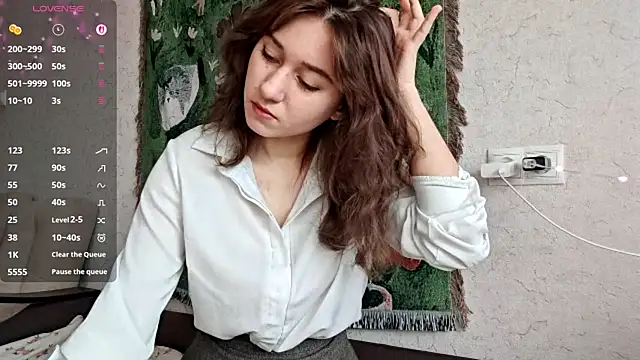 MiaLovelyOne online show from 03.29.26