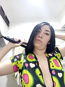 Snapshot of AbbyLewiis chatting on 11.26.25 AbbyLewiis online show from 11.26.25