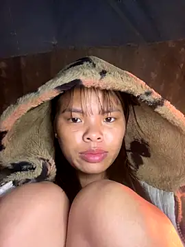 hello-cute online show from 12.18.25