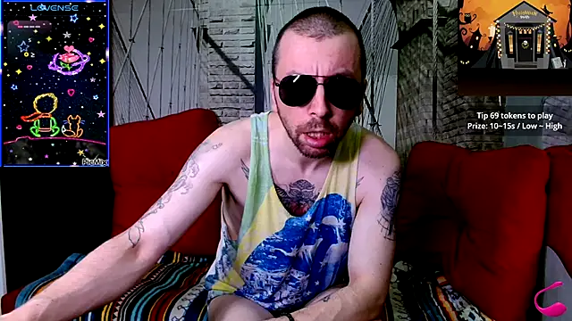 Snapshot of Markus_Rivas chatting on 10.14.25 Markus Rivas online show from 10.14.25