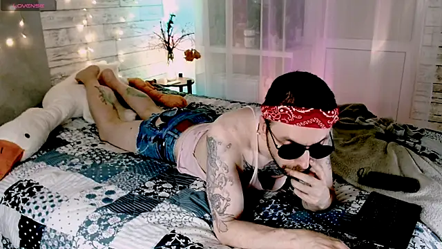 Snapshot of Markus_Rivas chatting on 11.11.25 Markus Rivas online show from 11.11.25