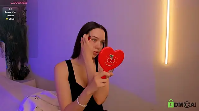 Snapshot of Black_Jenny chatting on 10.23.25 Black Jenny online show from 10.23.25