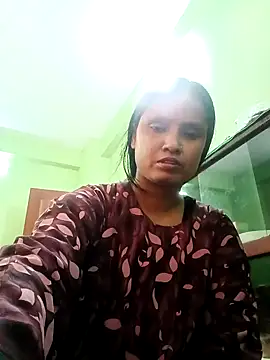 Snapshot of Megla879 chatting on 11.21.25 Megla879 online show from 11.21.25