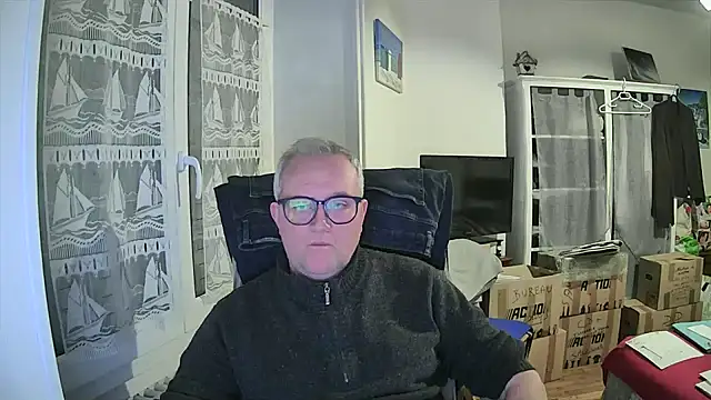 Snapshot of macdut67 chatting on 03.01.26 macdut67 online show from 03.01.26