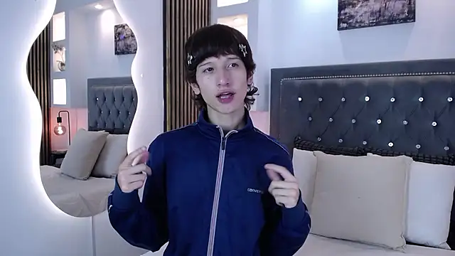 Emo Boy  online show from 03.17.26