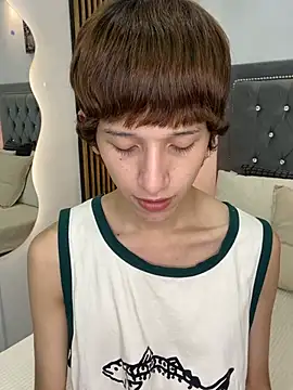Emo Boy  online show from 05.09.26