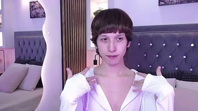 Emo Boy  online show from 05.16.26