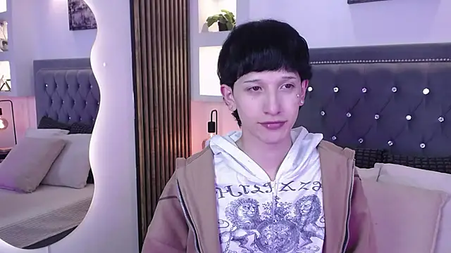Emo Boy  online show from 05.22.26