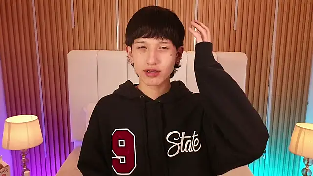 Emo Boy  online show from 05.30.26