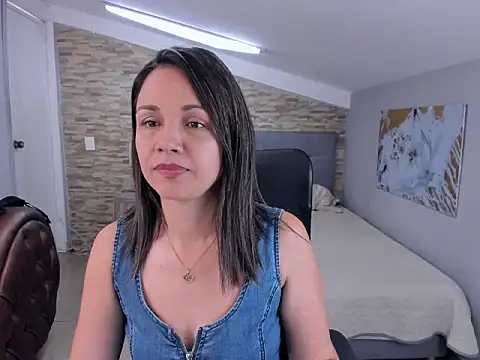 Tatis Corredor online show from 10.14.25