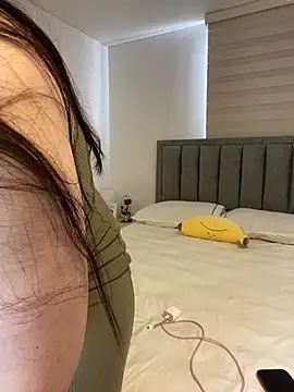 Snapshot of Isabella_LaRue chatting on 02.04.26 Isabella LaRue online show from 02.04.26