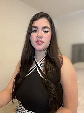 Snapshot of Isabella_LaRue chatting on 03.23.26 Isabella LaRue online show from 03.23.26