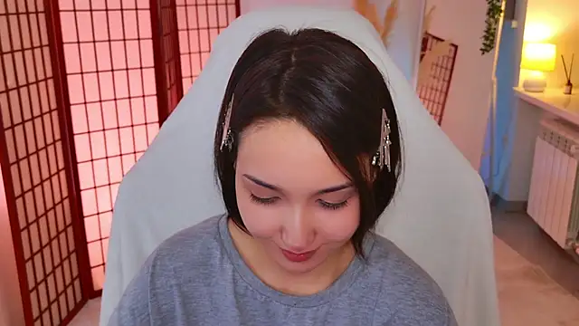 Snapshot of GentleMusee chatting on 11.07.25 GentleMusee online show from 11.07.25