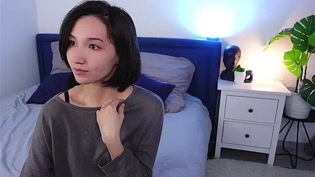 Snapshot of GentleMusee chatting on 11.29.25 GentleMusee online show from 11.29.25