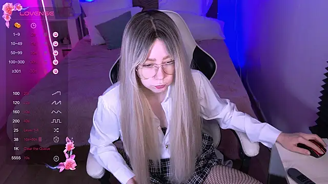 sofiisun online show from 10.30.25