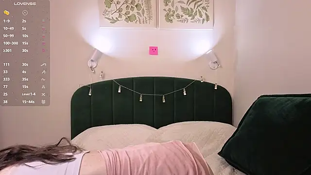 SylviaHamilton online show from 03.29.26