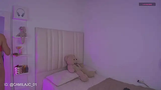 KIMMIE 01 online show from 02.28.26