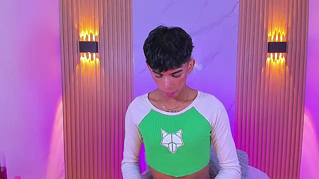 Snapshot of Ethan_thouse chatting on 11.21.25 Ethan thouse online show from 11.21.25