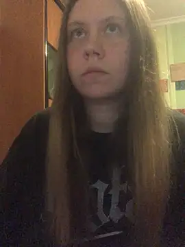 Snapshot of LunaVirelle chatting on 05.17.26 LunaVirelle online show from 05.17.26