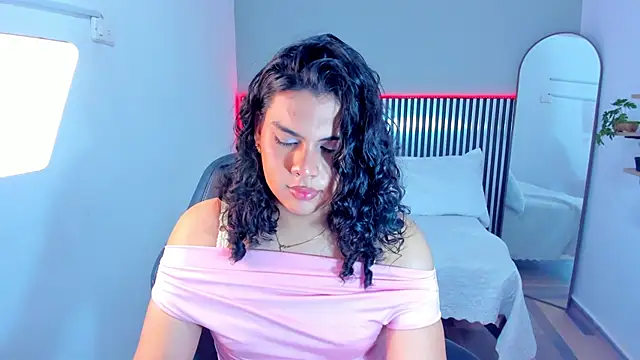 Little Alli online show from 12.20.25