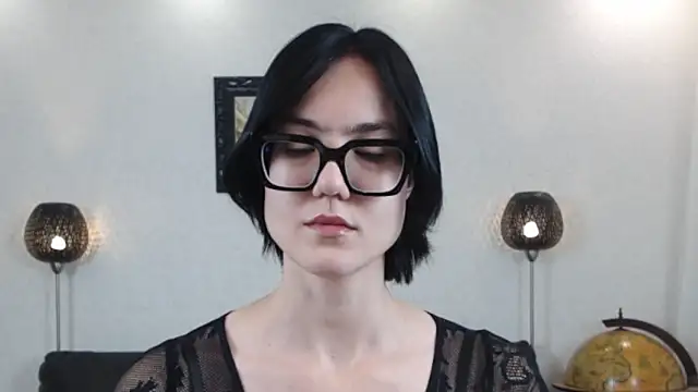 Marie Fitch online show from 10.27.25