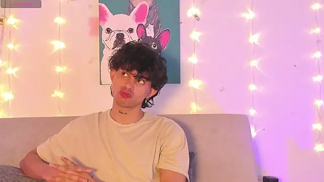 Snapshot of lua_boy chatting on 05.19.26 lua boy online show from 05.19.26