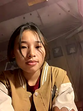 Snapshot of Han-han123 chatting on 11.14.25 Han-han123 online show from 11.14.25