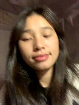 Snapshot of Han-han123 chatting on 11.24.25 Han-han123 online show from 11.24.25