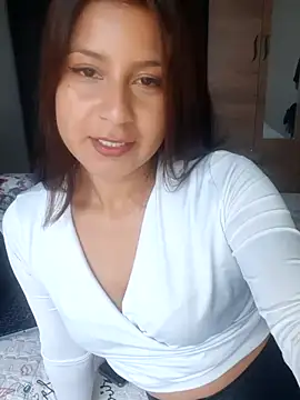 hotlina22 online show from 11.15.25