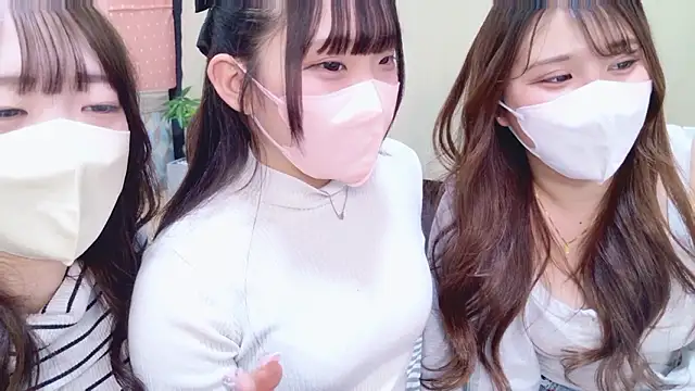 Snapshot of KaYo_sorriso chatting on 01.19.26 KaYo sorriso online show from 01.19.26