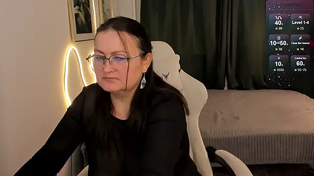 hottyannaa online show from 02.12.26