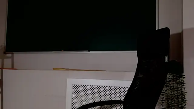 ClaireMathis online show from 06.26.26