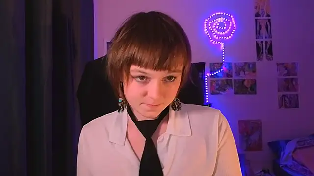 Snapshot of liquid0fluid0 chatting on 10.15.25 liquid0fluid0 online show from 10.15.25