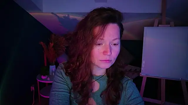 Snapshot of AuroraBorealis__ chatting on 11.18.25 AuroraBorealis online show from 11.18.25