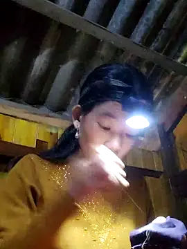 gio-thu online show from 11.08.25