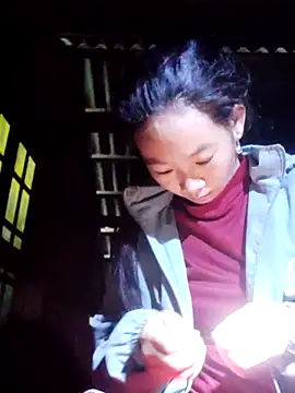 gio-thu online show from 11.11.25