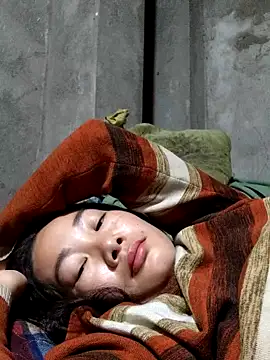 gio-thu online show from 02.25.26