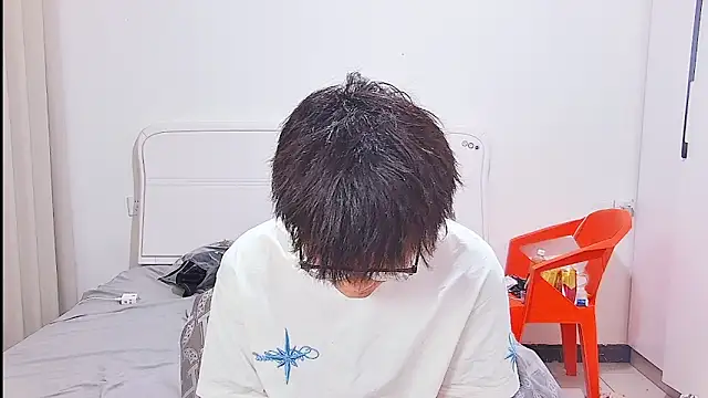 Snapshot of KK-cuteboy chatting on 06.19.26 KK-cuteboy online show from 06.19.26