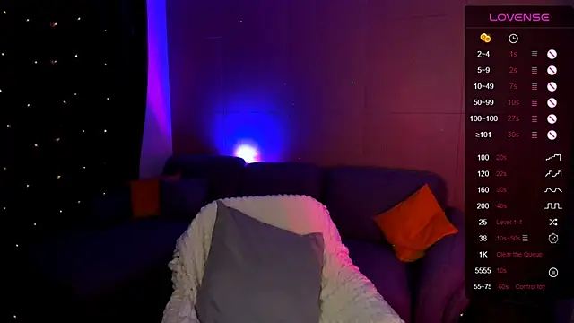 Evaa Braunn online show from 02.20.26