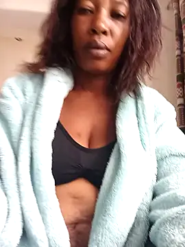 Snapshot of bomareng chatting on 03.01.26 bomareng online show from 03.01.26