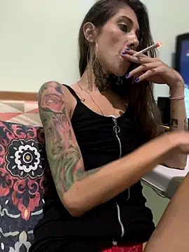 Snapshot of casalskunk chatting on 11.07.25 casalskunk online show from 11.07.25