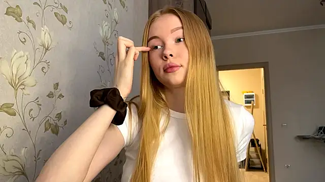 RaguelNicksons online show from 10.20.25