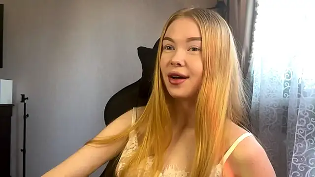 RaguelNicksons online show from 11.17.25