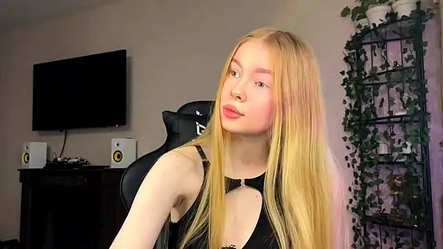 RaguelNicksons online show from 11.27.25