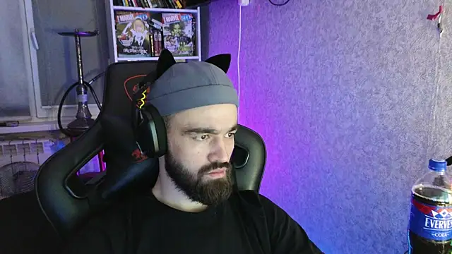 Nik Namee online show from 10.22.25