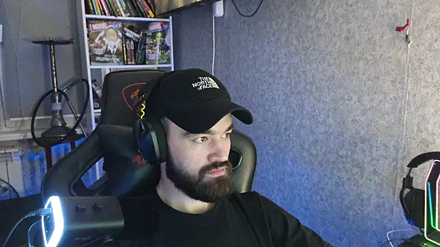 Nik Namee online show from 11.08.25